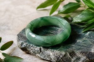 Jade bienfait : ce qu’il faut savoir sur ses vertus en lithothérapie